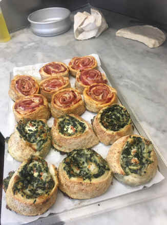 Linda's Riverside Pizzeria & Cafe - Kings Park - Menu & Hours